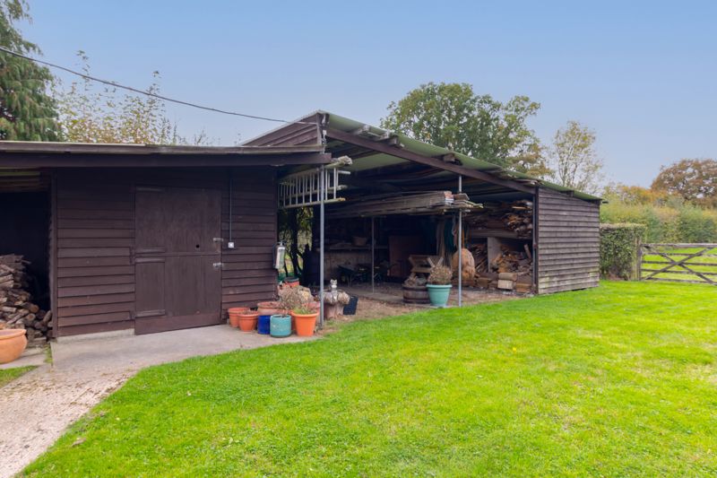 6 Rushton Avenue South Godstone